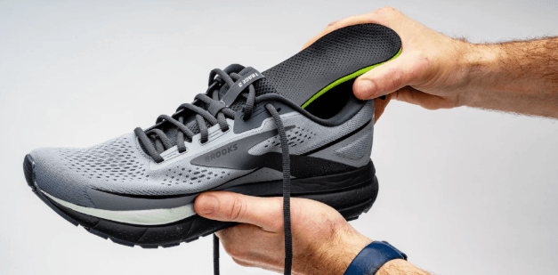 Best Shoes for Flat Feet High Arches1