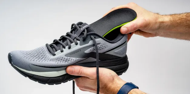 Best Shoes for Flat Feet High Arches1