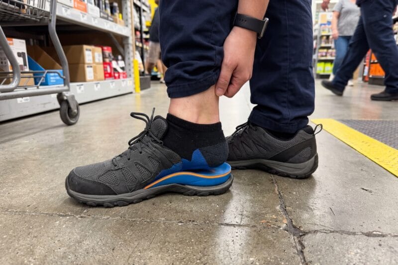 How to Stand Your Ground with Flat Feet All Day Long