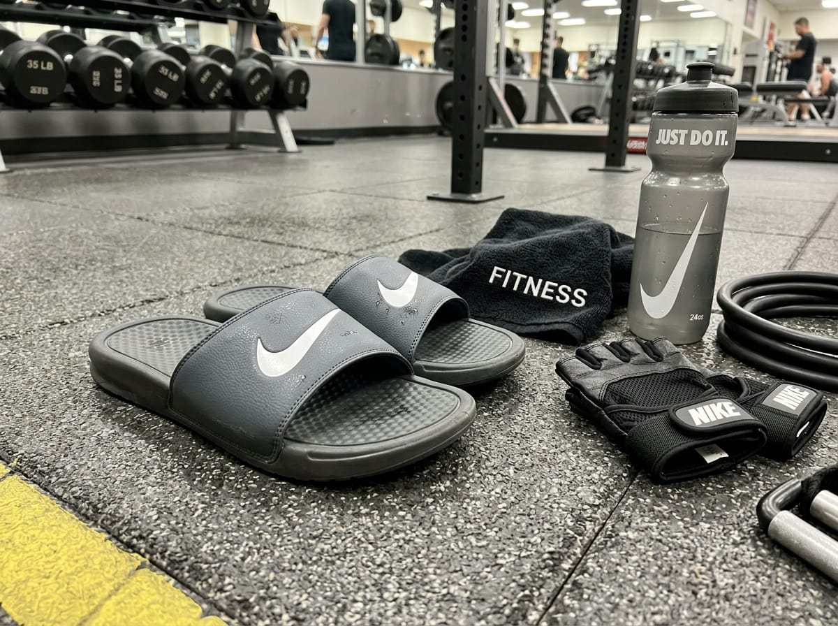 athletic slides with arch support