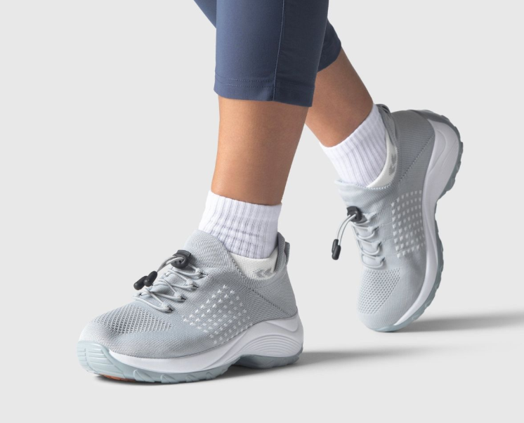 The Complete Guide to Best Shoes for Foot Pain