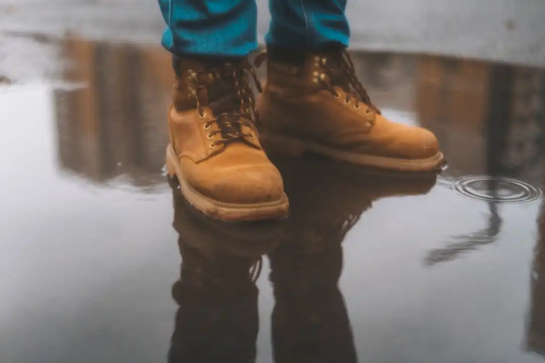 The Science of Dry Waterproof and Breathable Steel Toe Boots Explained