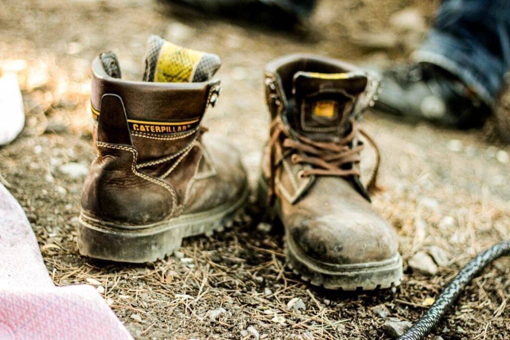 lightest composite toe work boots