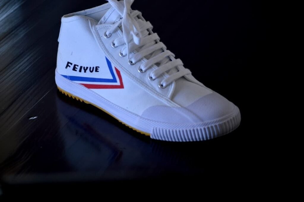 best sneakers for nurses on feet all day