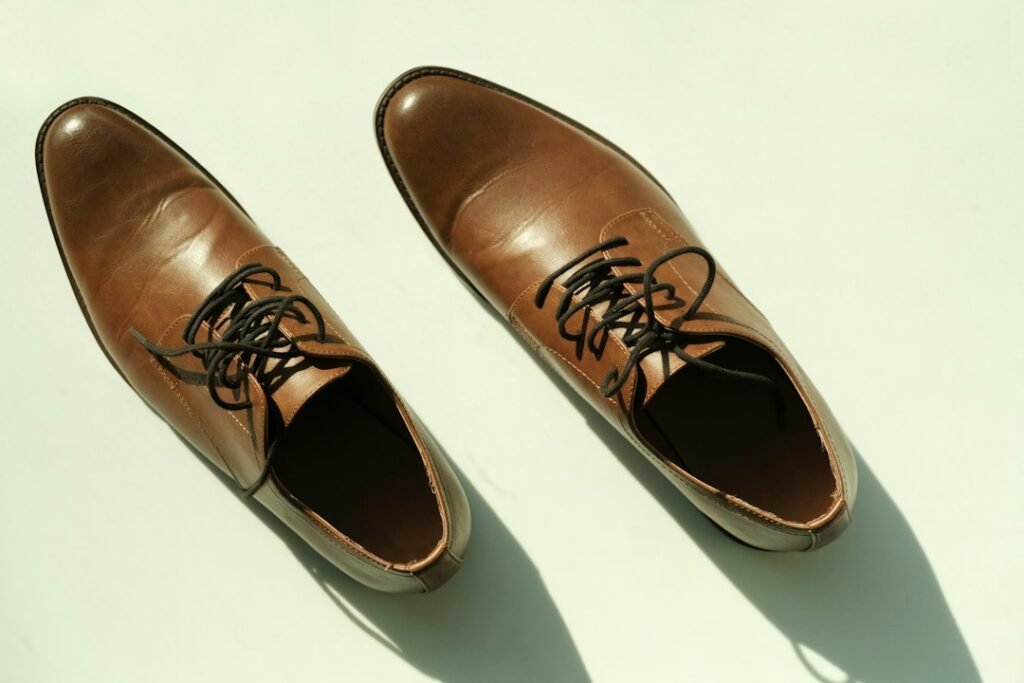 wide toe box dress shoes